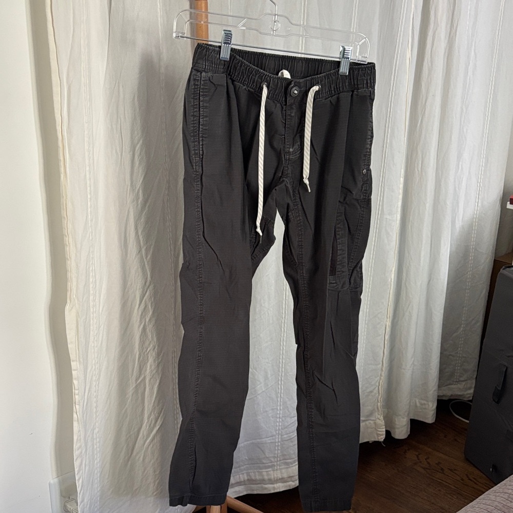 Vuori mens S hiking/utility joggers